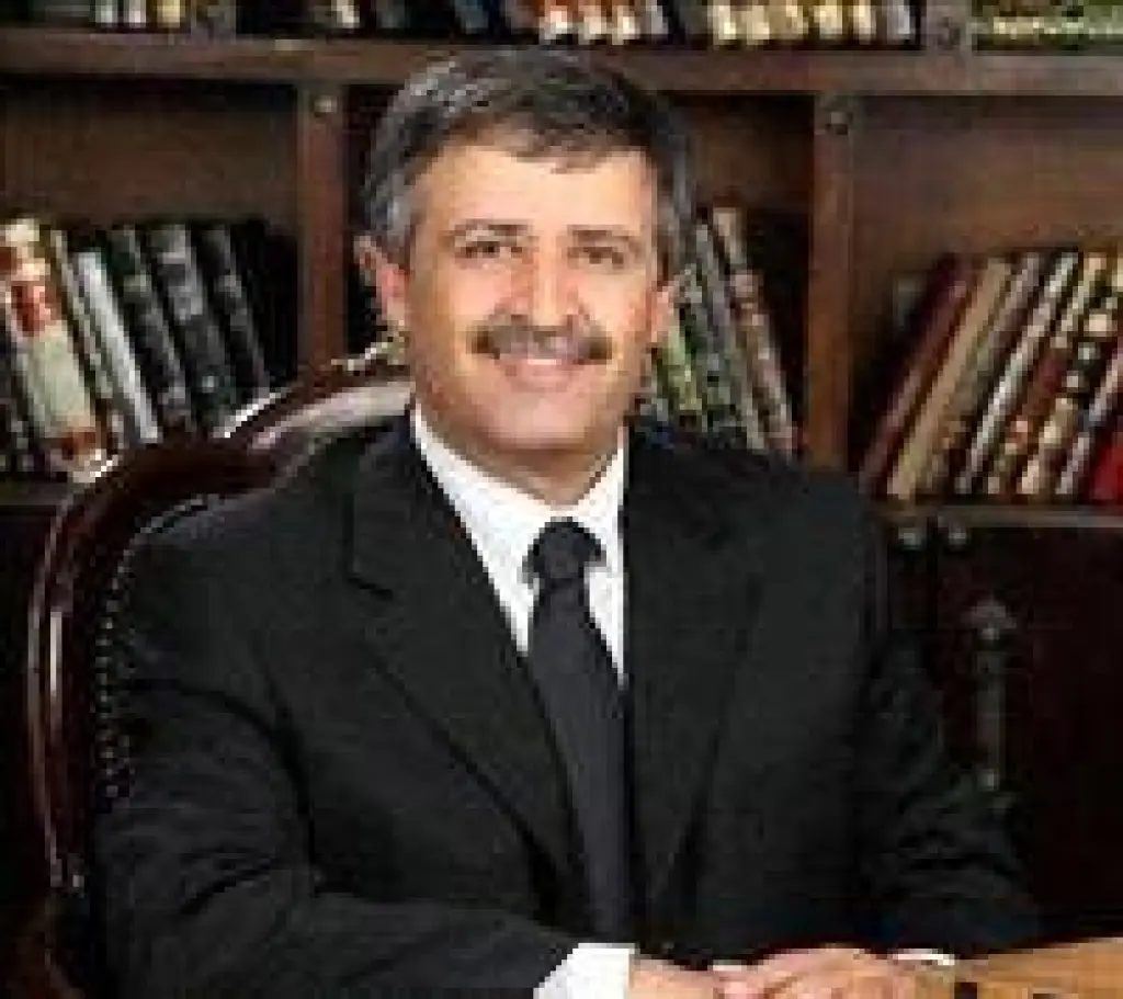 القطامين يكتب: الهتاف، مزامير الخيبة ..