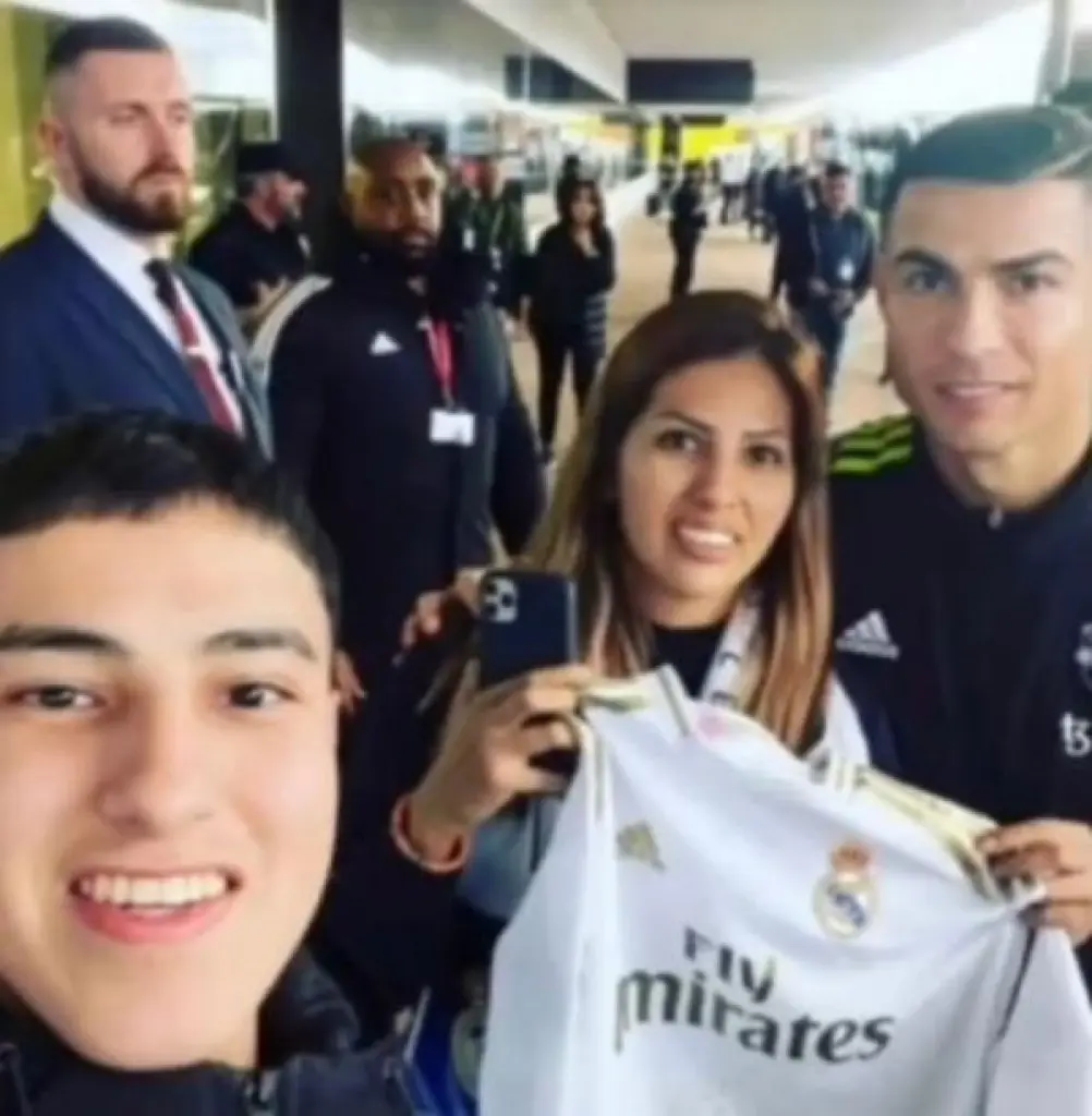 كريستيانو رونالدو يخطف الأنظار مع قميص ريال مدريد