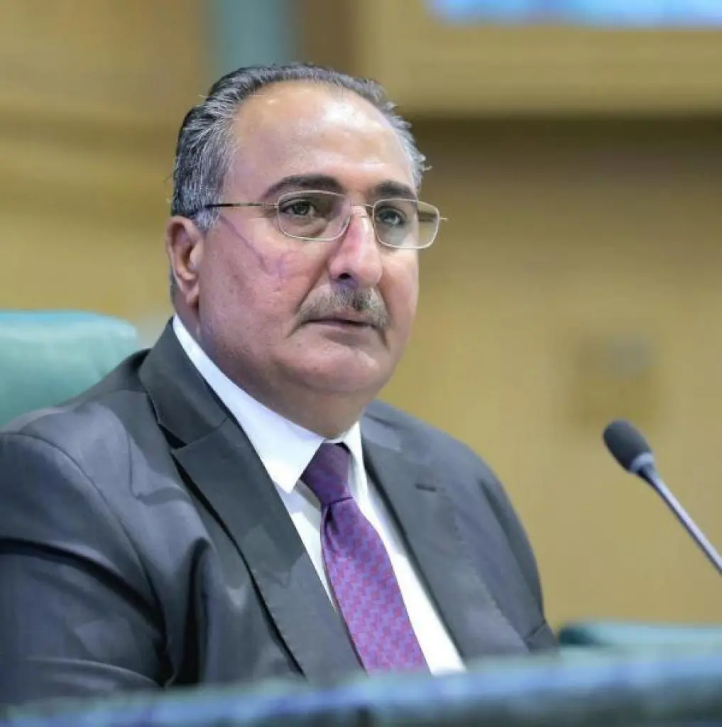 الخصاونة: رغم التحديات الأردن وطن الكبرياء وقلعة الصمود وراية خفاقة بالعز