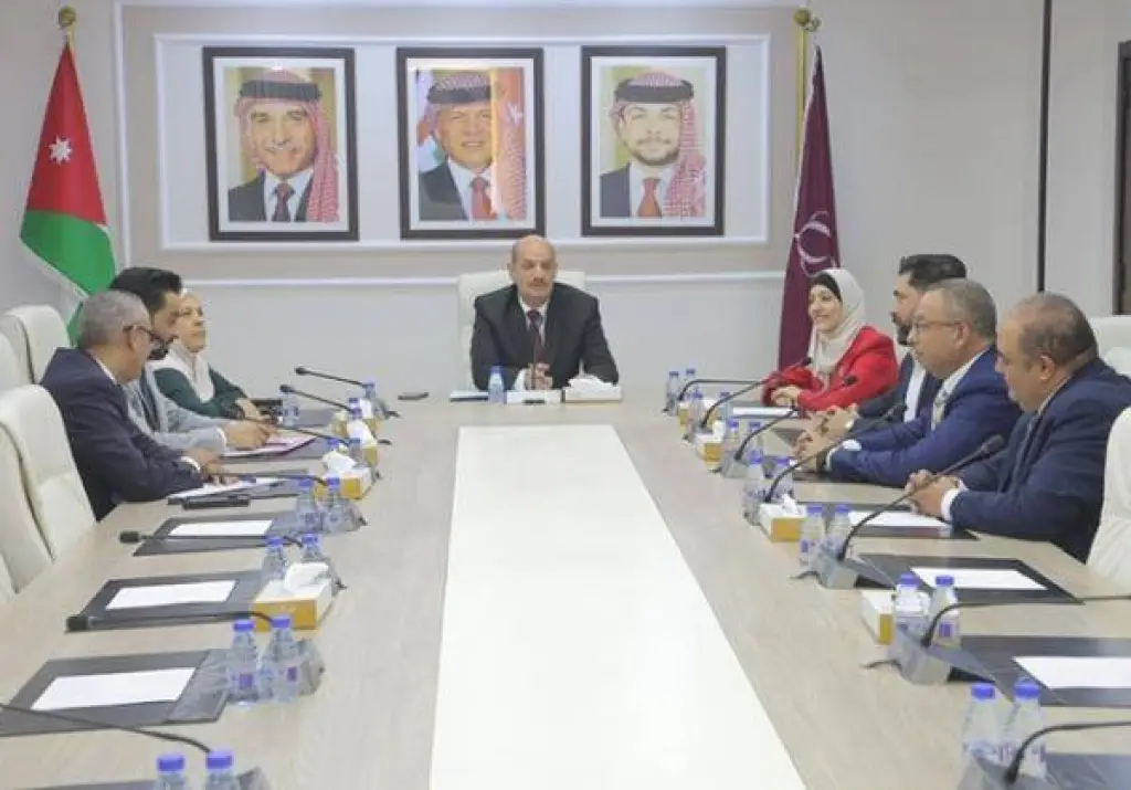 الصحة النيابية تؤكد دعمها لمهنة العلاج الطبيعي في الأردن