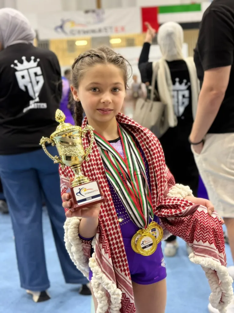 الاردنية صوفي السلقان تتوج بالمركز الأول ببطولة GYMNASTEX للجمباز الفني في دبي
