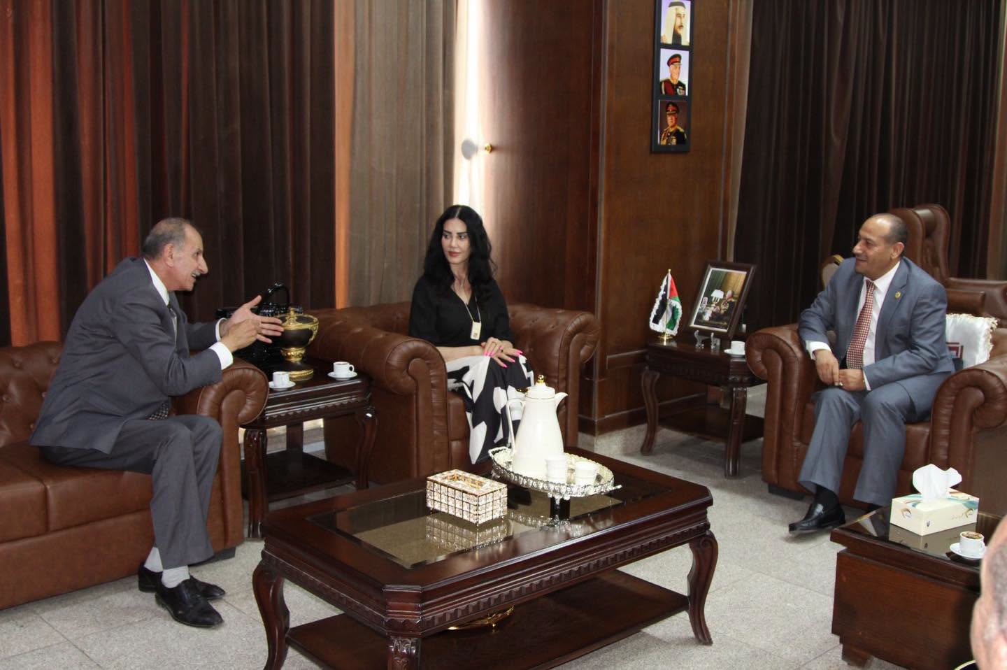 المكتبة الوطنية وجمعية الإخاء الأردنية العراقية تبحثان سبل التعاون الثقافي