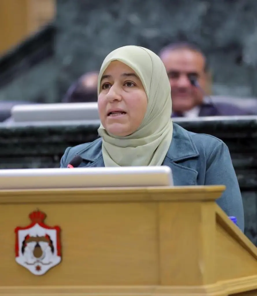 المحسيري تسأل الحكومة عن حالات شذوذ وتحول جنسي في مراكز الإصلاح