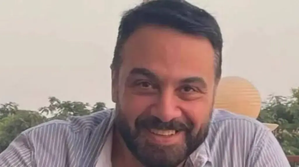 لقاء بابنه تحول مأساة .. تفاصيل مقتل الممثل المصري سعيد مختار