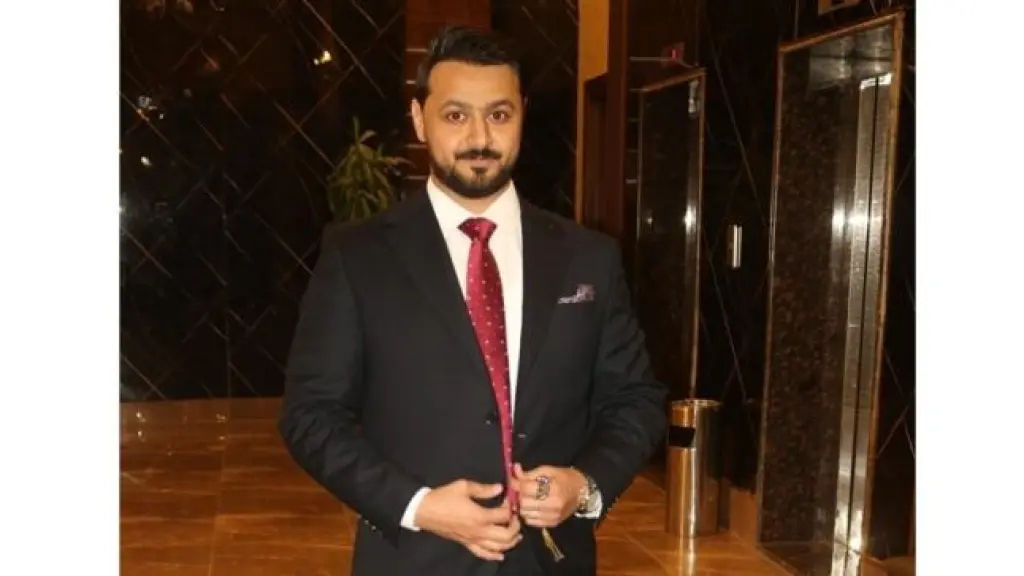 عبدالله الغويري المدير التنفيذي لشركة شاي للذكاء الاصطناعي .. شخصية وطنية ترفع لها القبعات جمالمنذ 3 ثوانيآخر تحديث : منذ 3 ثوانيعبدالله الغويري المدير التنفيذي لشركة شاي للذكاء الاصطناعي .. شخصية وطن