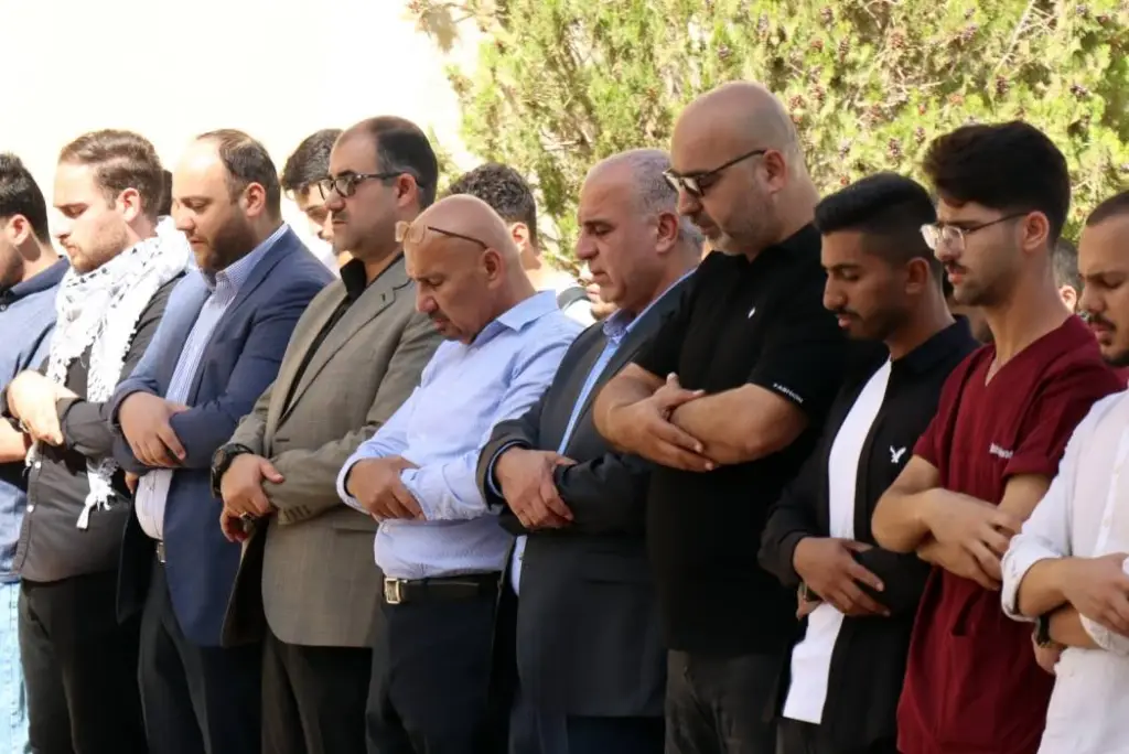 وقفة احتجاجية في جامعة الحسين بن طلال