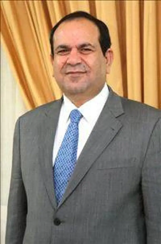 “انت معلم .. منك بنتعلم”