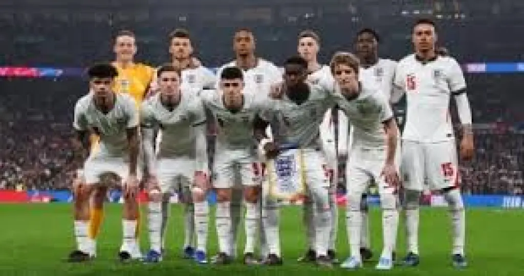 إنجلترا ضد اليابان.. الساموراي يتقدم 1-0 في الشوط الأول