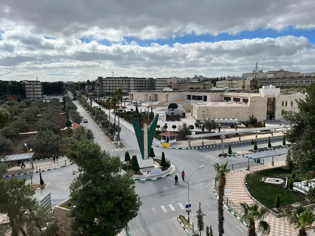 جامعة اليرموك تقرر منع استخدام التكييف ووسائل التدفئة في جميع مرافقها