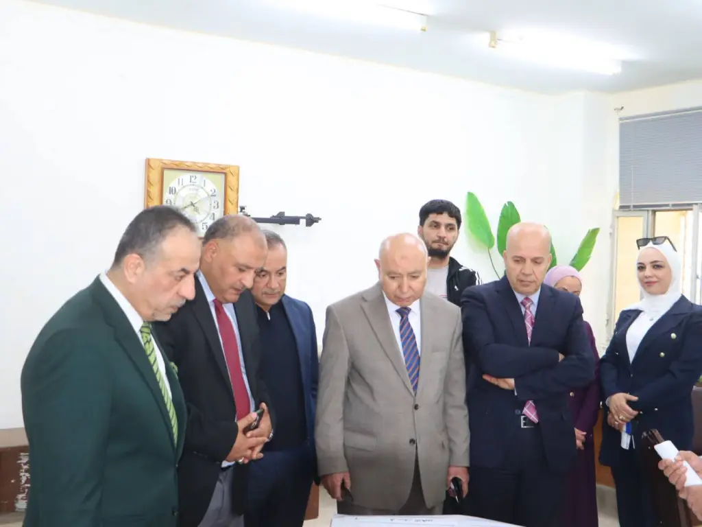 رئيس جامعة مؤتة يتفقد جاهزية انتخابات اتحاد الطلبة ويؤكد أهمية ترسيخ الممارسة الديمقراطية