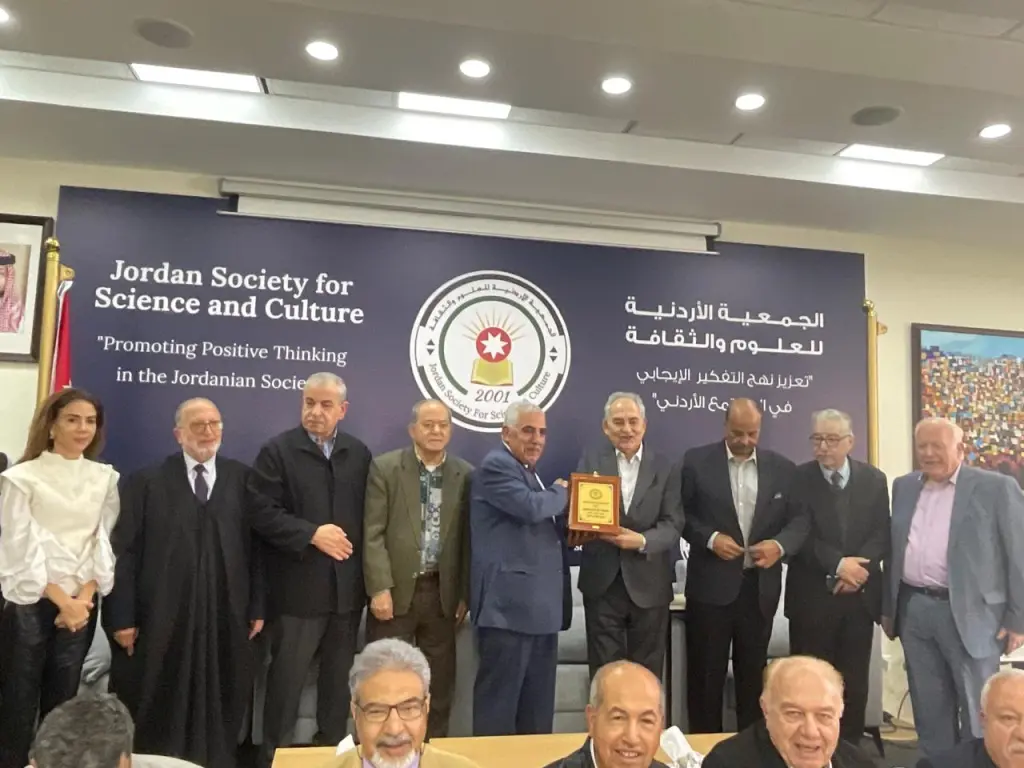 عودة يحاضر بالأردنية للعلوم والثقافة حول التعادل والاستدامة المالية في الضمان الاجتماعي.