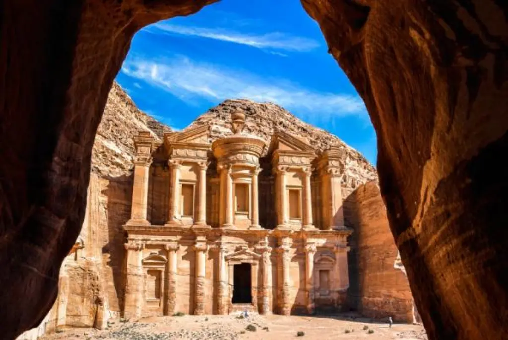 لجنة تنفيذية لعجائب الأردن السبع