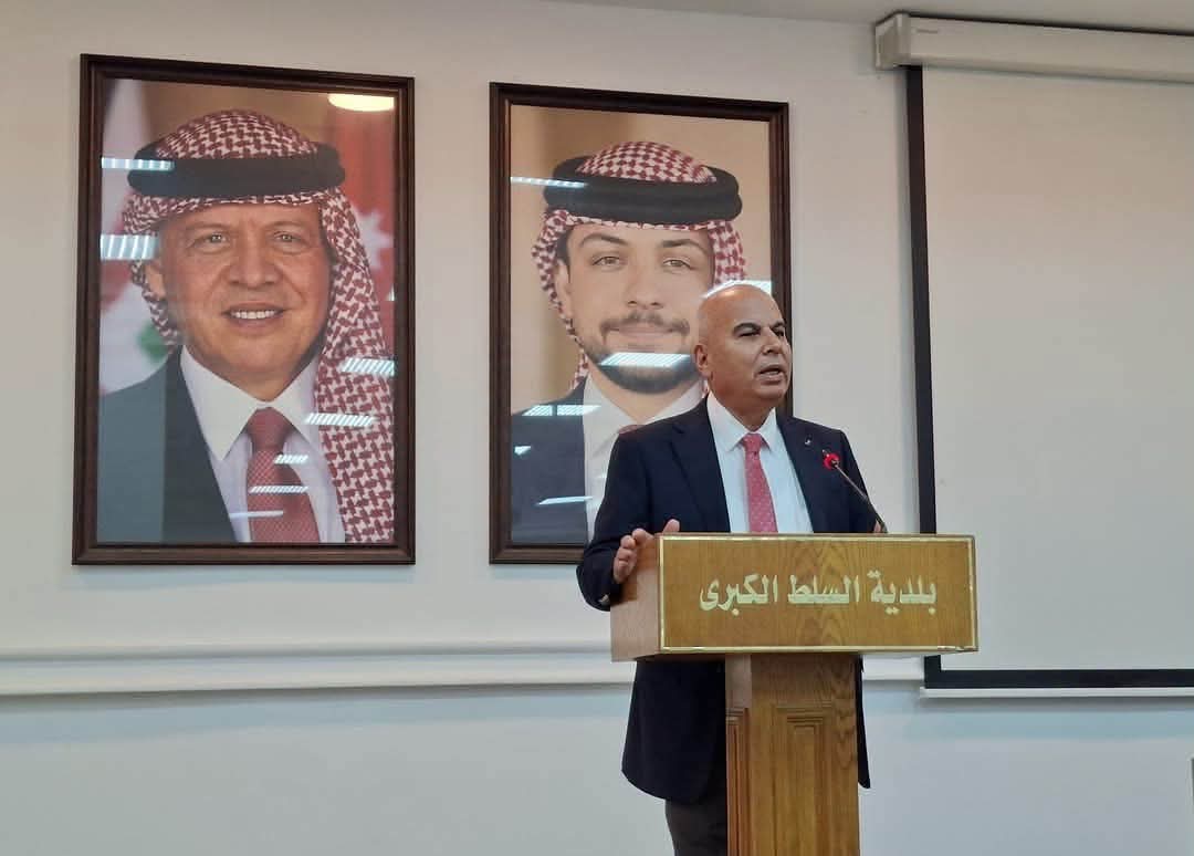 من مقاعد التوجيهي إلى منصة التكريم.. بلدية السلط الكبرى تحتفي بفرسان النجاح وتكرّم أبناء كوادرها