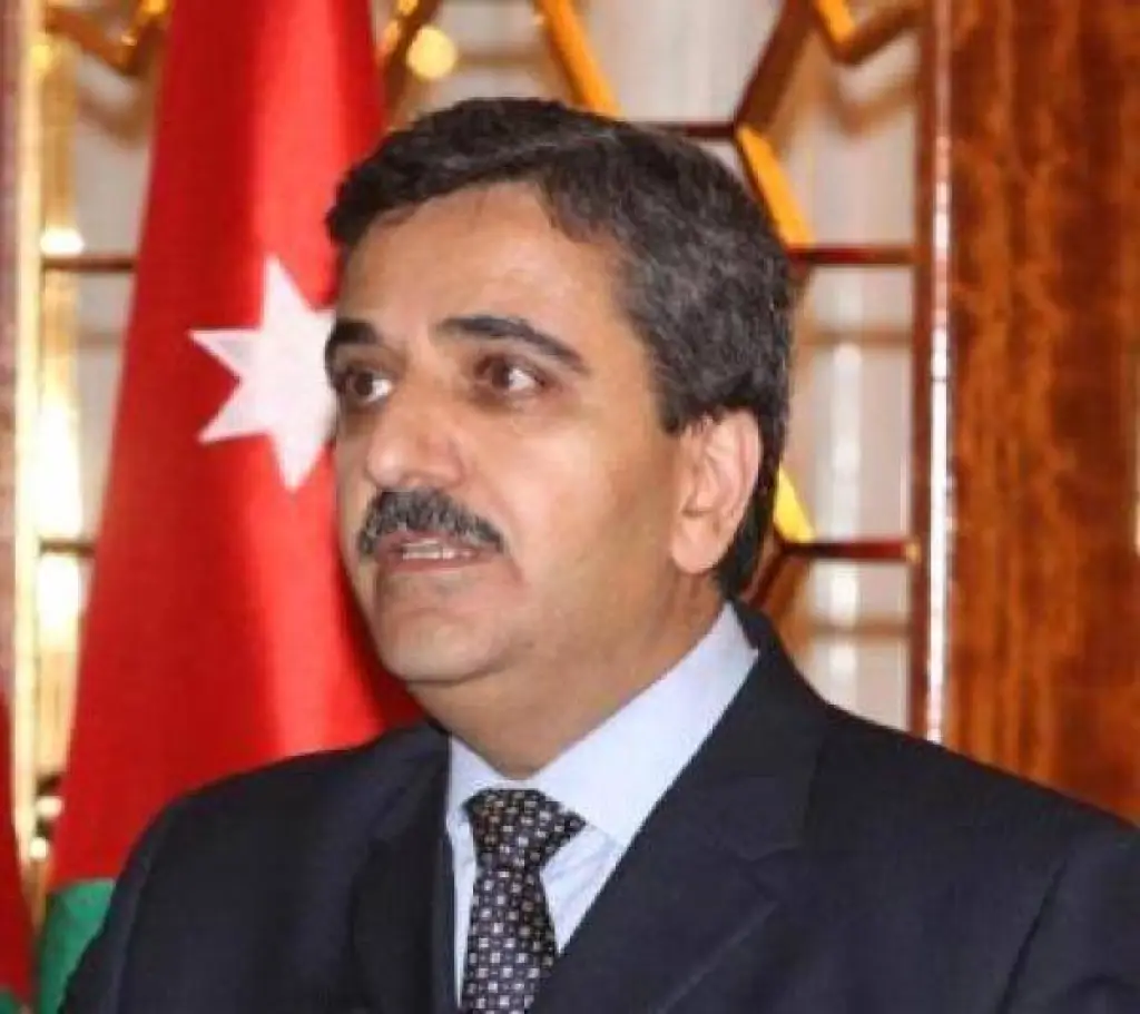 تخفيض نسبة الدين العام .. بين الواقع والطموحات